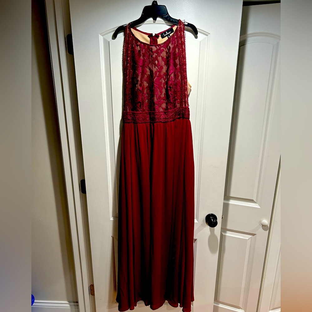 Lulus Burgandy size Large dress